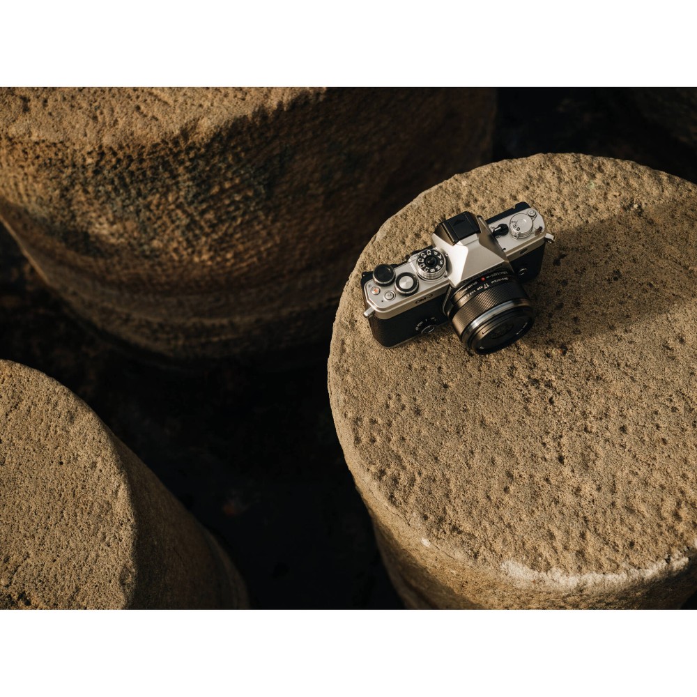 Объектив OM System M.Zuiko Digital 17mm F1.8 II черный