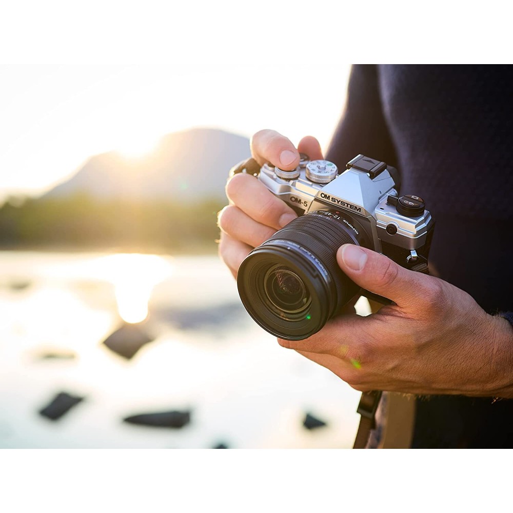 Фотоаппарат OM System OM-5 Body черный