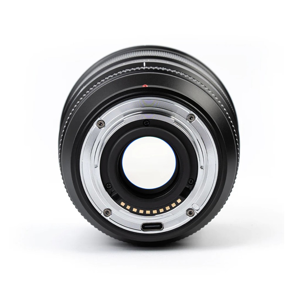 Объектив Viltrox AF 27mm F1.2 PRO XF для Fujifilm X, черный