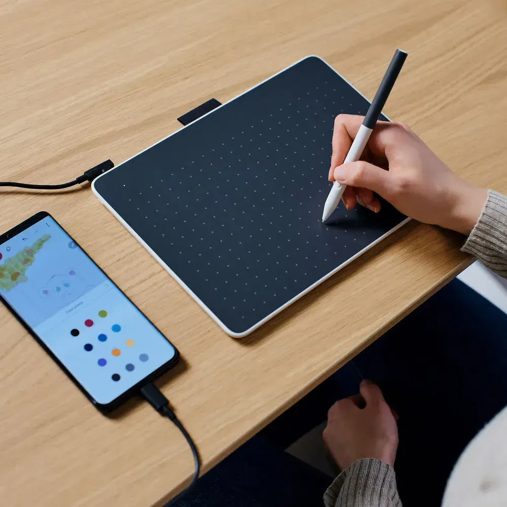 Графический планшет Wacom One M Bluetooth