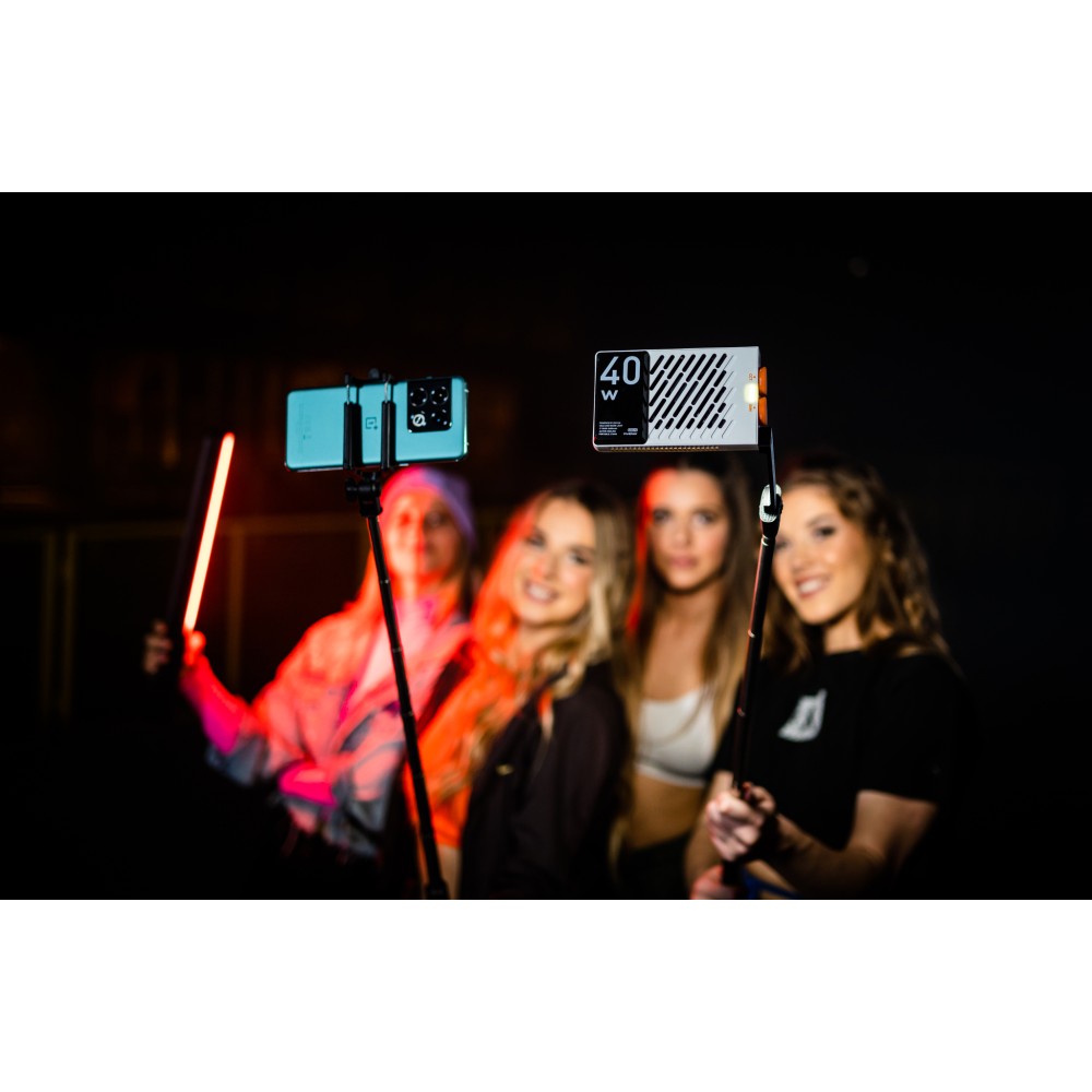 Осветитель светодиодный Zhiyun FIVERAY M40