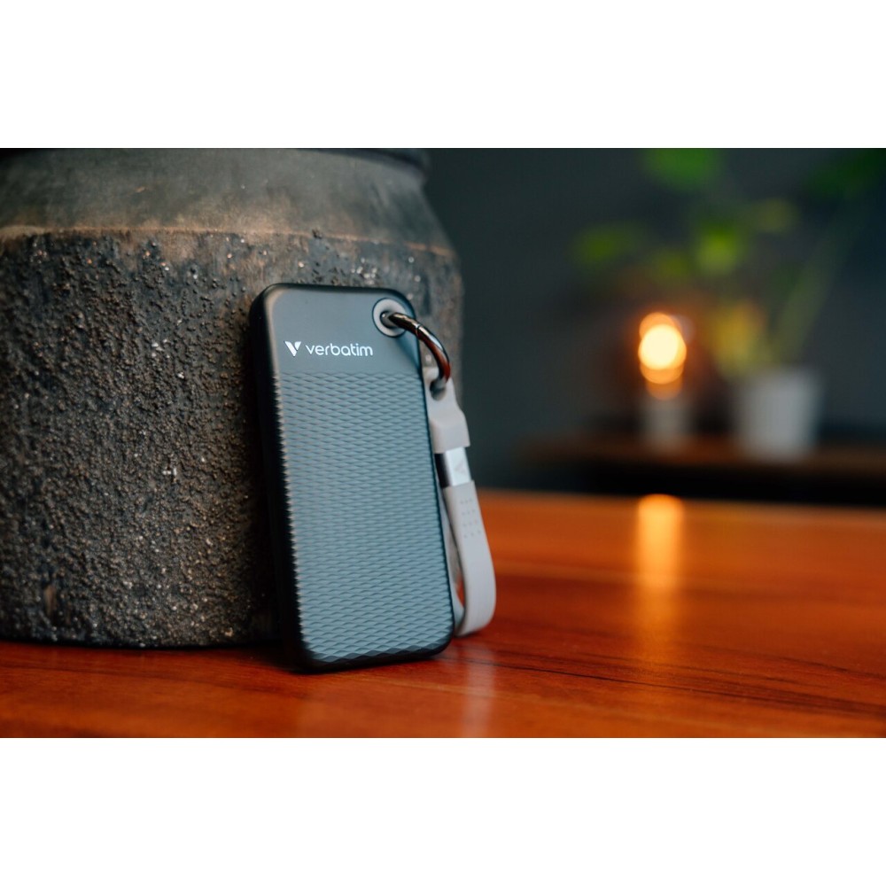 Внешний накопитель Verbatim Pocket SSD 2TB, USB 3.2 Gen2, R/W 1000/1000 МБ/с черный/серый