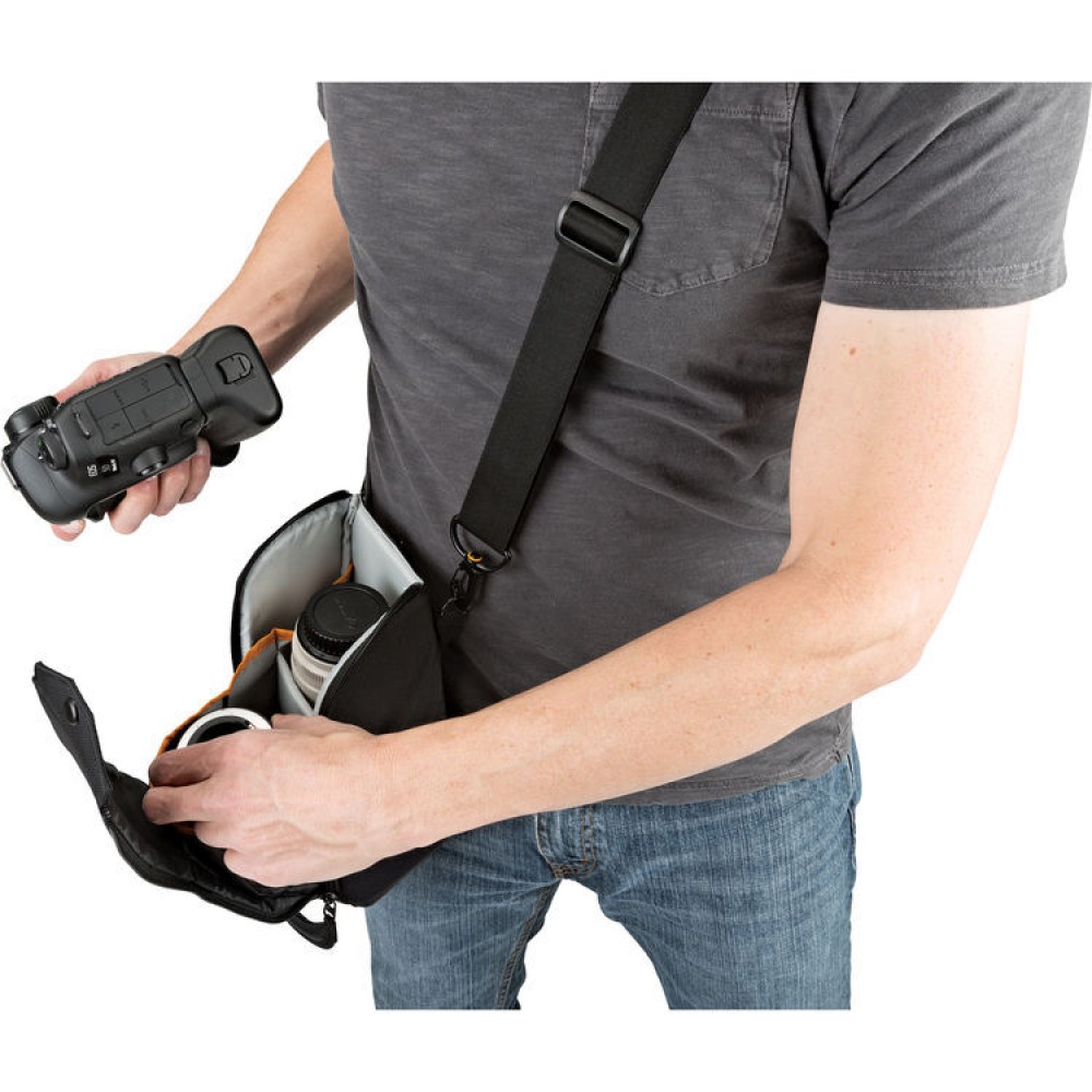 Сумка Lowepro ProTactic Lens Exchange 200 AW