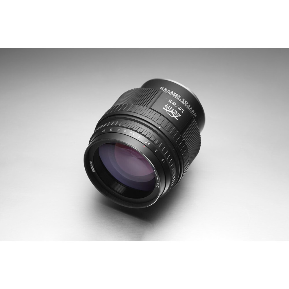 Объектив Зенит Гелиос 40-2М 85mm f/1.5 M42