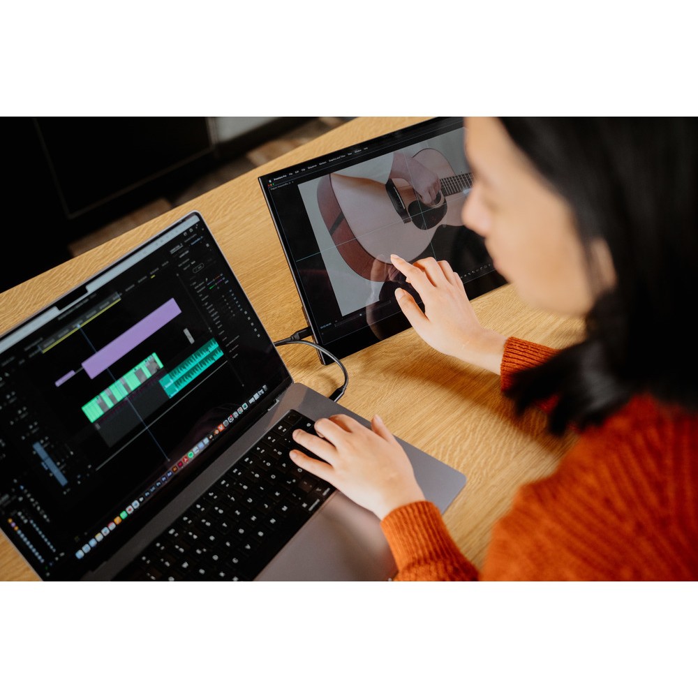 Портативный сенсорный монитор Verbatim PMT-17 Portable Touchscreen Monitor 17.3" Full HD 1080p