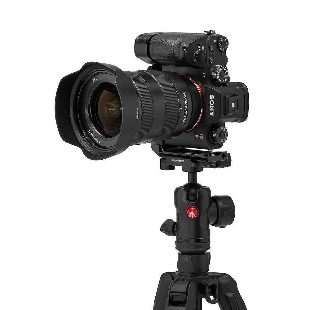 Штатив с головкой Manfrotto MKBFRTC4FB-BH Befree Advanced AS карбоновый с цанговыми замками