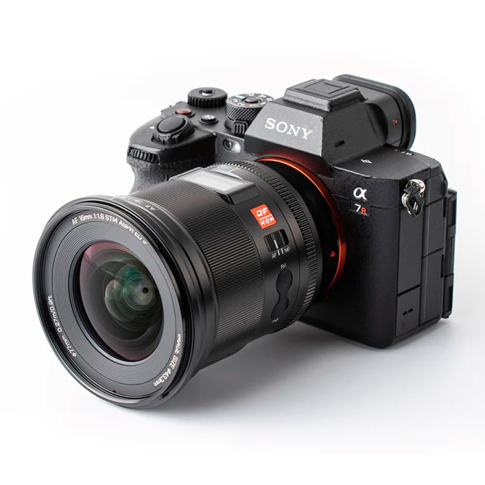 Объектив Viltrox AF 16mm F1.8 AF FE для Sony FE
