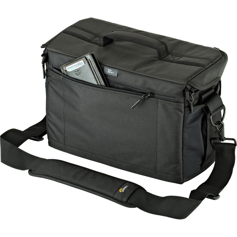 Сумка Lowepro Nova 200 AW II черная