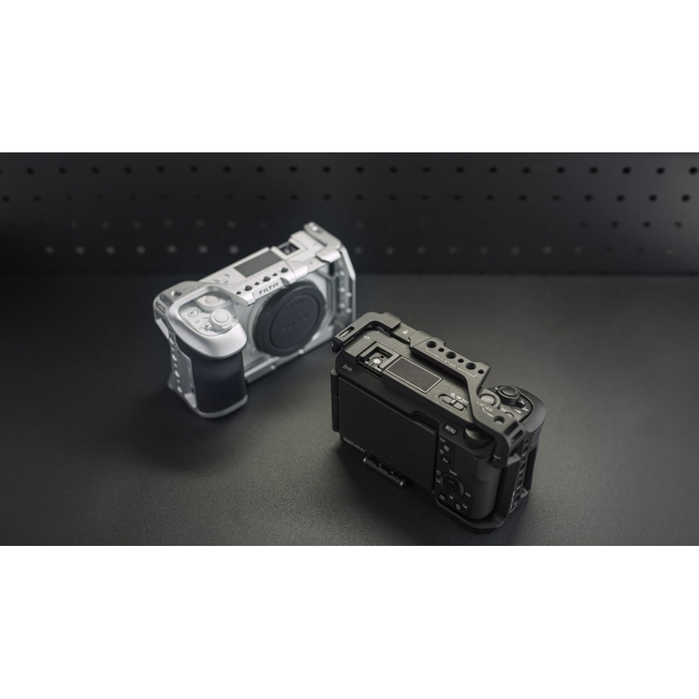 Клетка Tilta Full Camera Cage Lightweight Kit для Sony ZV-E1, черная (TA-T35-B-B)