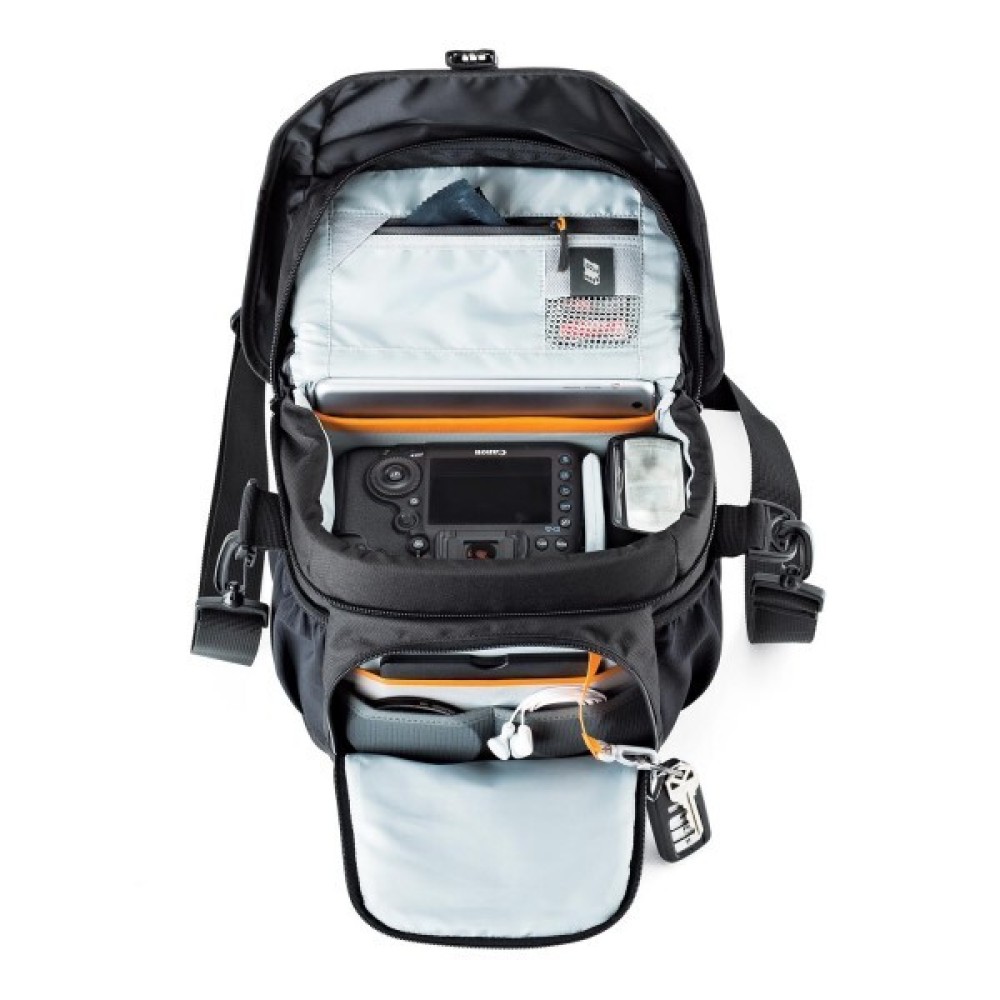 Сумка Lowepro Nova 170 AW II черная
