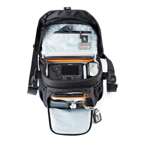 Сумка Lowepro Nova 170 AW II черная