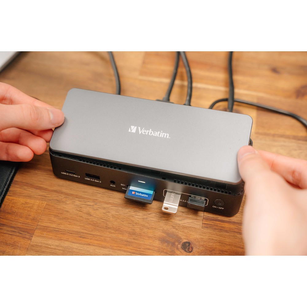 Док-станция Verbatim USB-C Pro Dock CDS-15SSD на 15 портов + 256GB Vi3000 SSD
