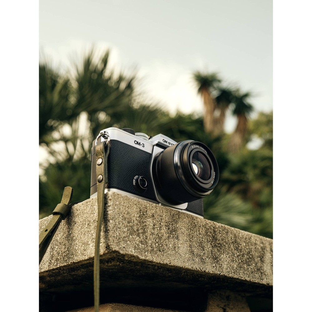 Объектив OM System M.Zuiko Digital 25mm F1.8 II черный